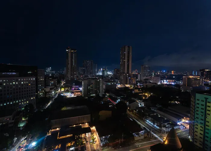 Aparthotel Skyline Escape With Netflix, Books And Games *